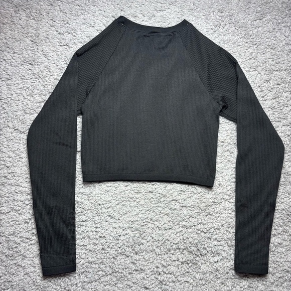 Offline Top Womens Small Aerie Long Sleeve Cropped Crewneck Compression Active - Picture 4 of 4